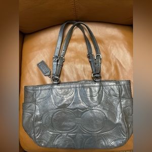COACH Gray Patent Leather Stitched C Gallery Shoulder Bag Style F18326